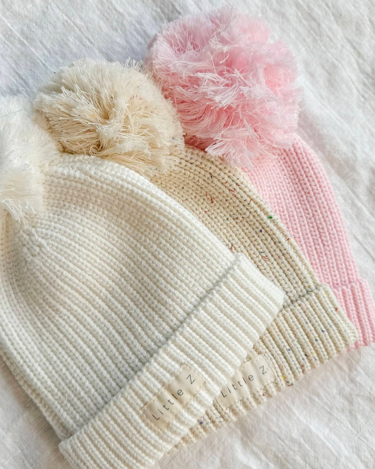 Baby Muts - Gebreid met Pompon - Roze